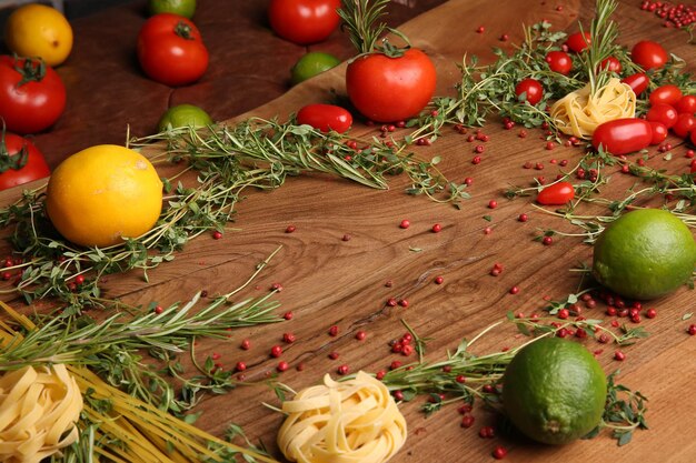 ingrediente proaspete pe masă